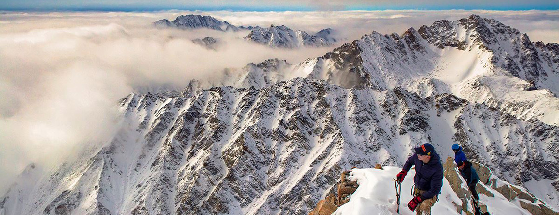 Саяны нуруу